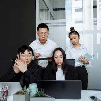 华昕琼